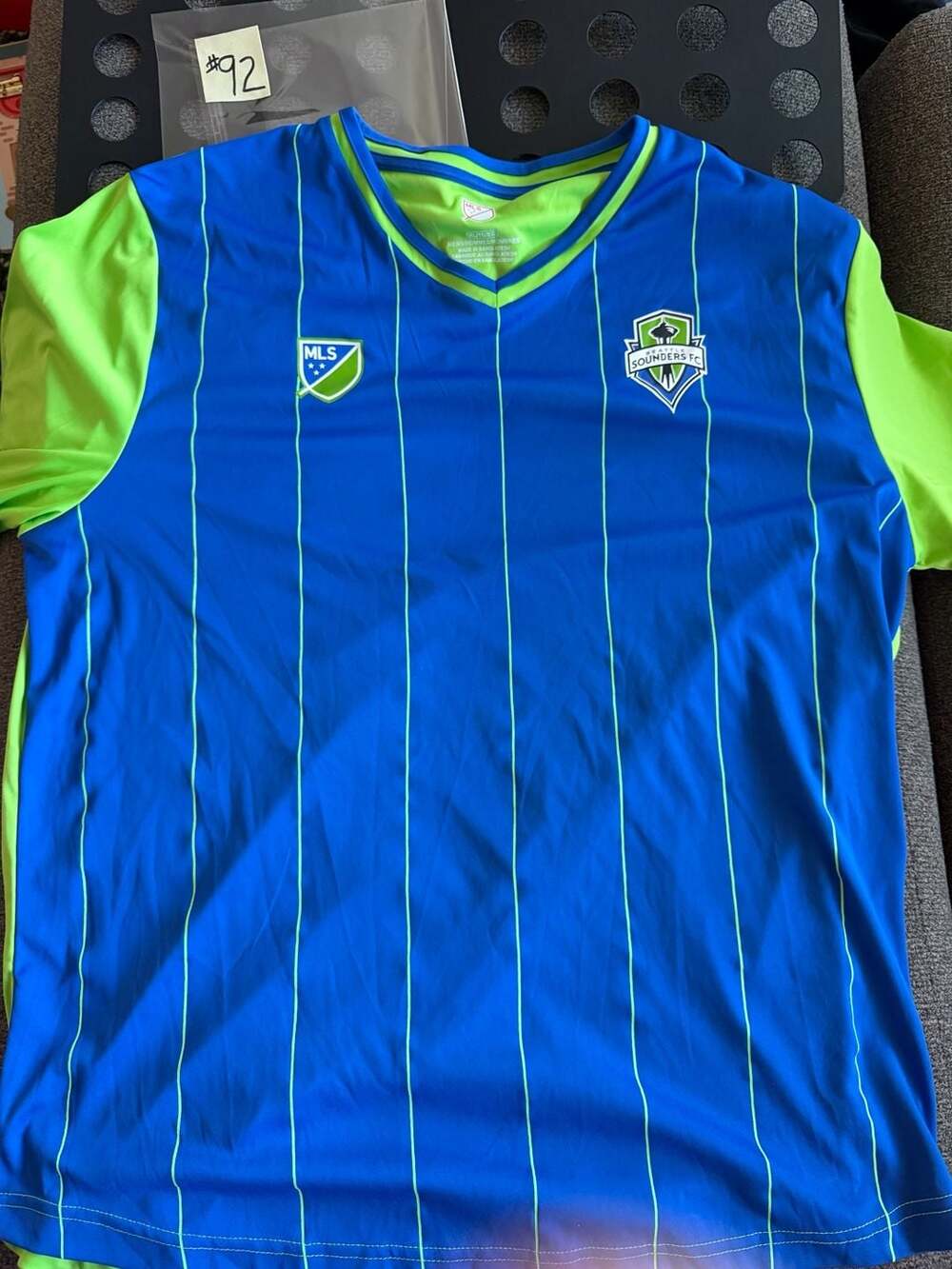 MLS Seattle Sounders FC Soccer Jersey Size XL Blue Green Striped